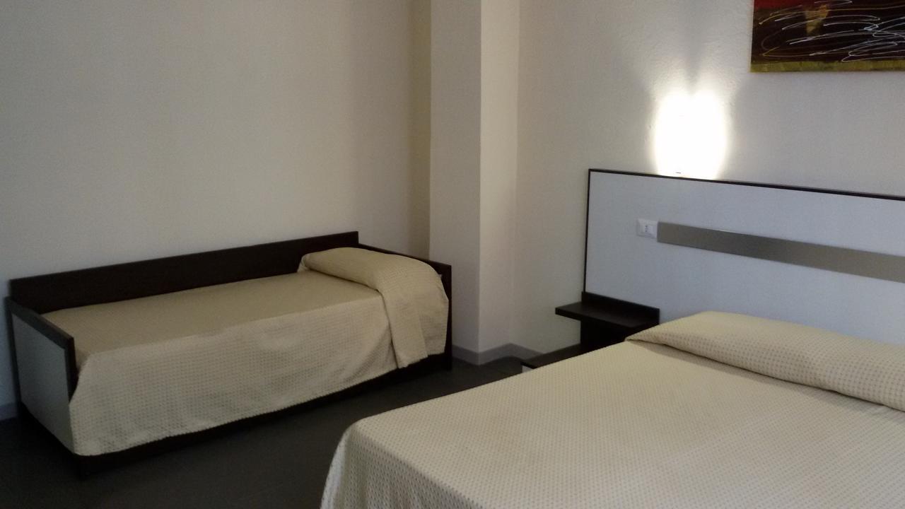 Hotel Lucania มิลาน ภายนอก รูปภาพ